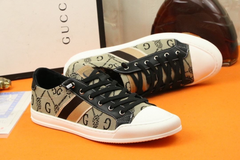 Gucci Casual Shoes